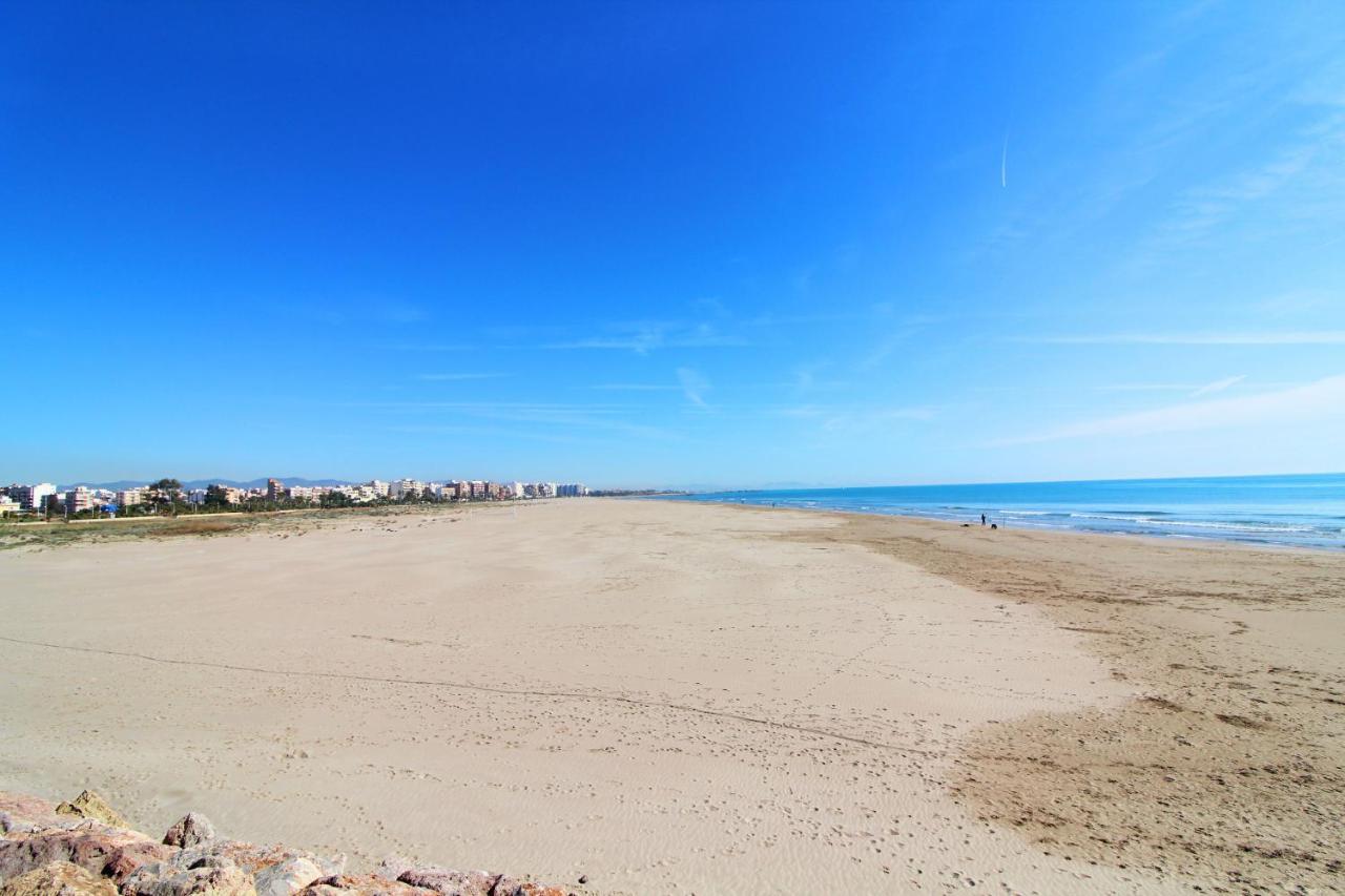 Global Properties, Estudio Para Parejas En La Playa Del Sagunto Exterior foto