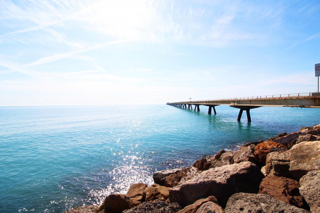Global Properties, Estudio Para Parejas En La Playa Del Sagunto Exterior foto